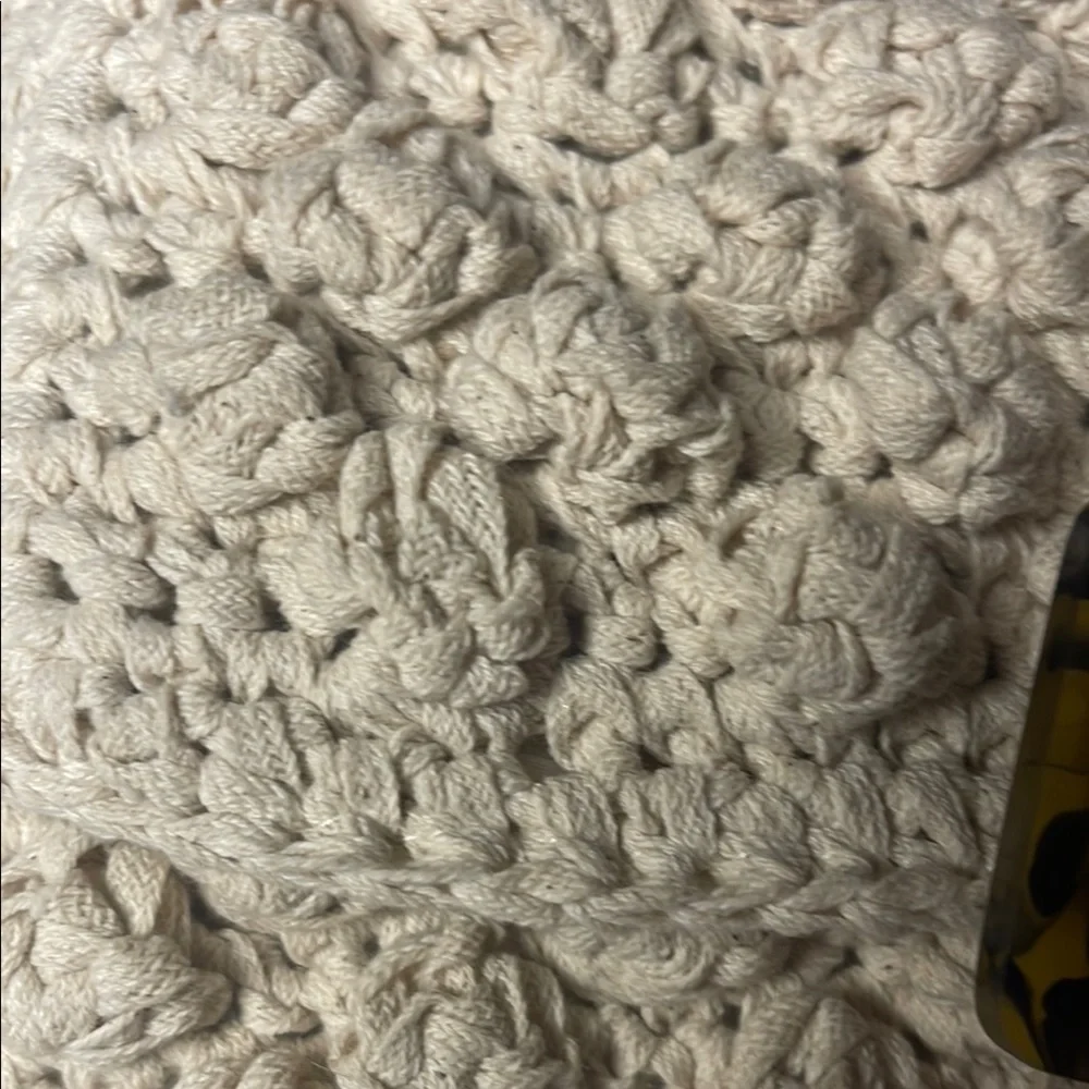 No Boundaries Cream Woven Shoulder Bag - Picture 3 of 11